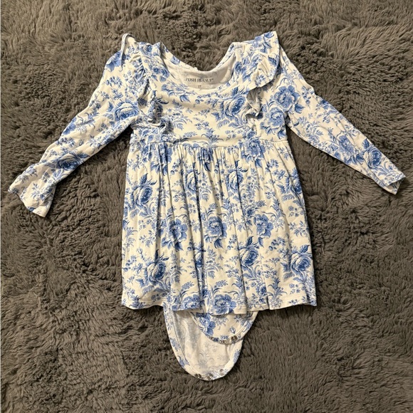 Posh Peanut Floral Blue and White Twirl - Picture 1 of 1